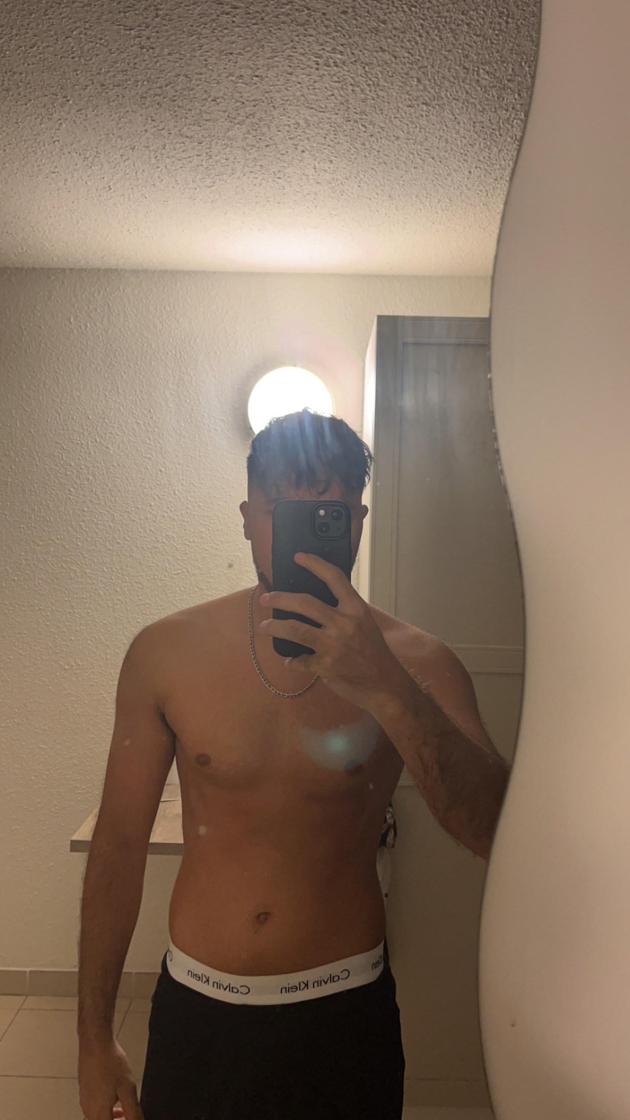 Profil de Aviel, 23 ans, Gay Monaco à Lostroff