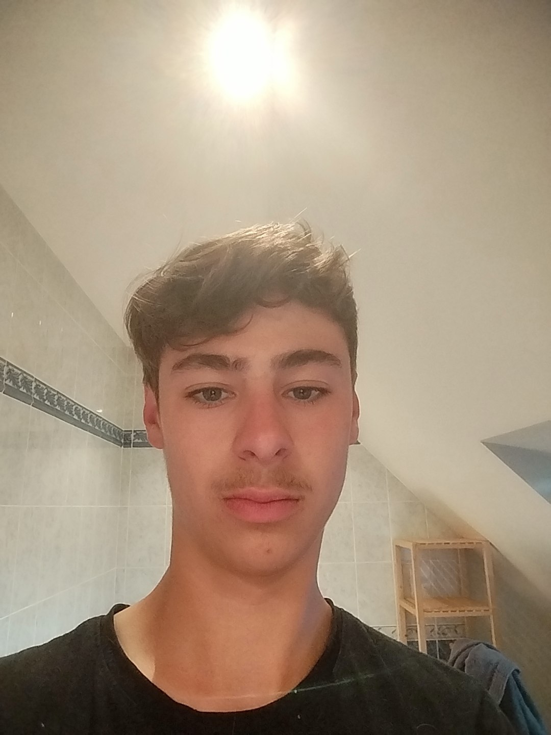 Profil de Millian, 21 ans, Gay Monaco à Aussillon