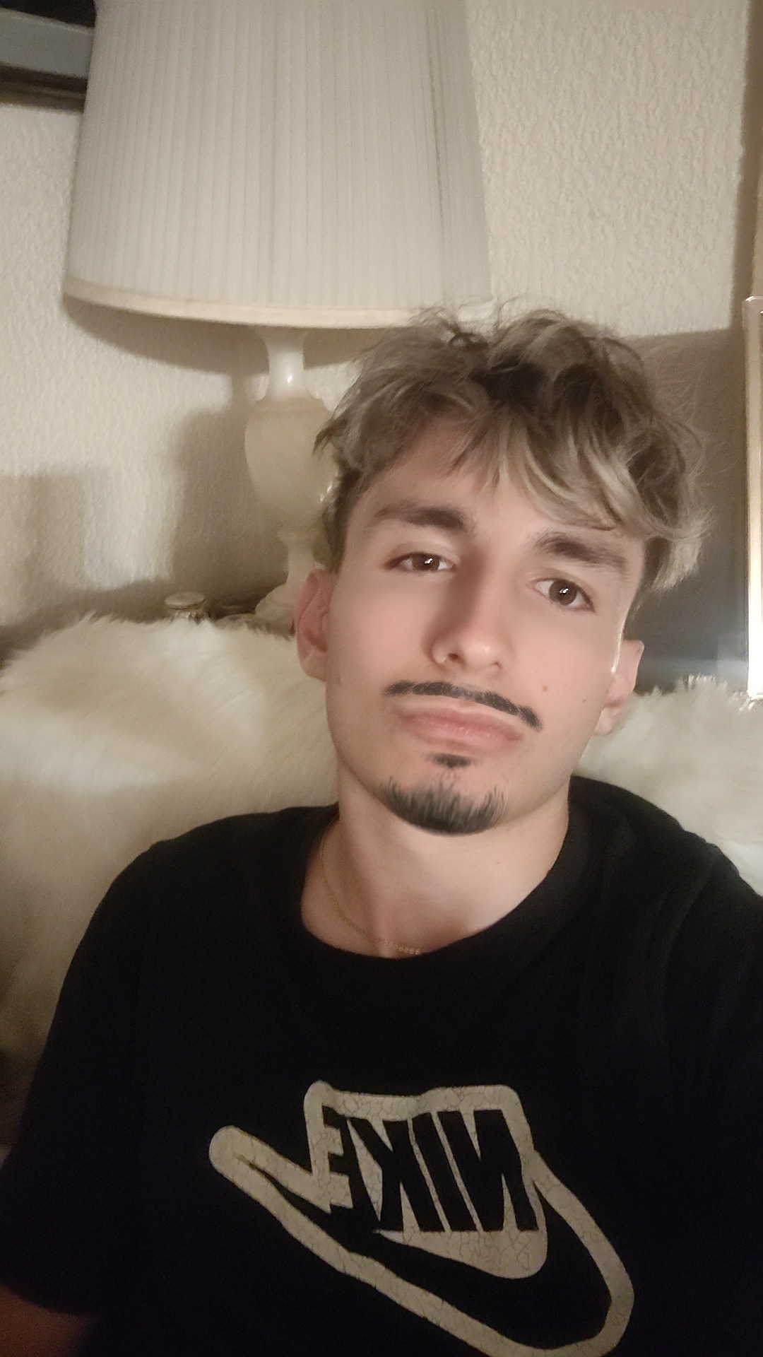 Profil de Yllian, 20 ans, Gay Monaco à Bléneau