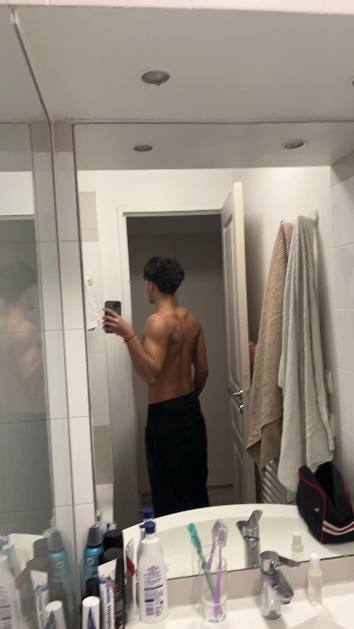 Profil de Sadri, 21 ans, Gay Monaco à Filain