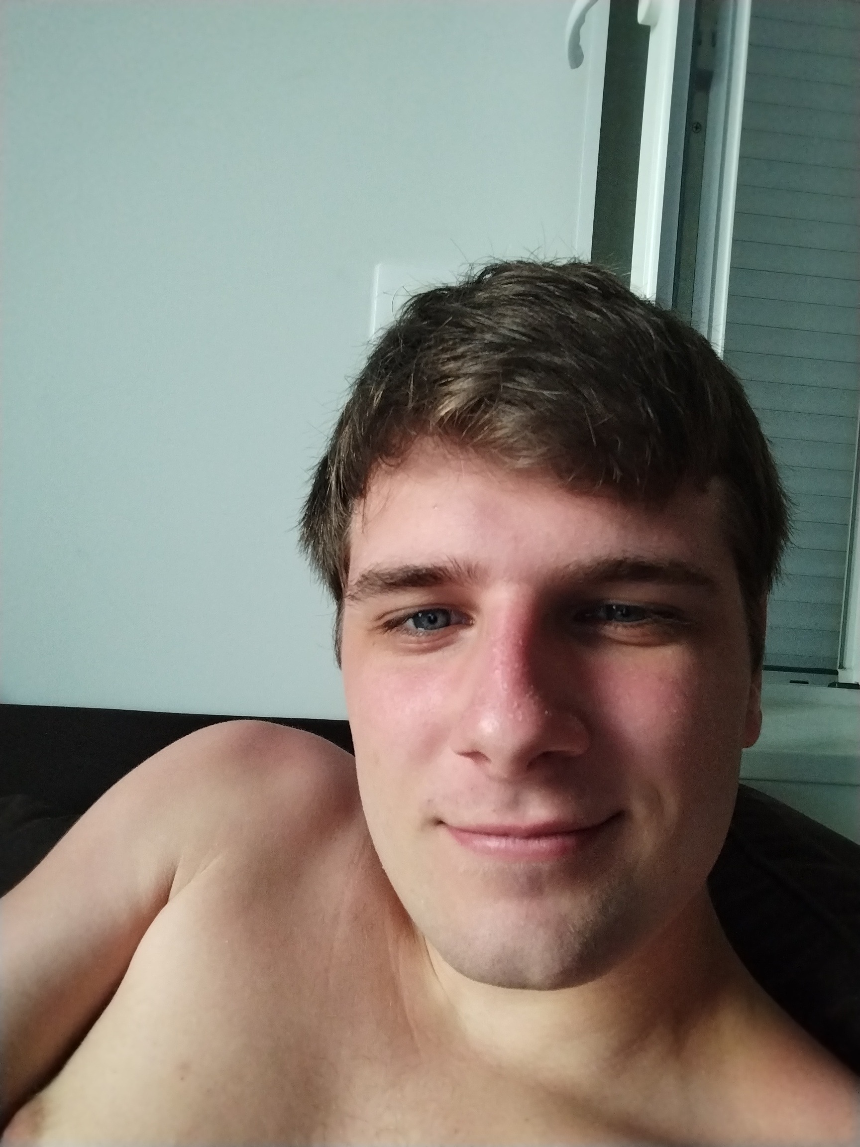 Profil de Faly, 24 ans, Gay Monaco à Bertry