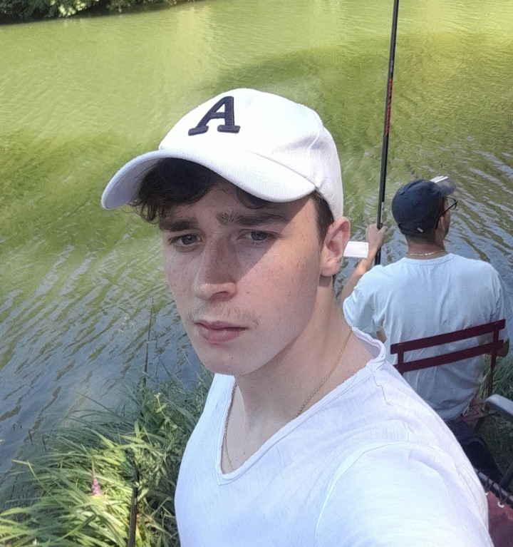 Profil de Nabyl, 20 ans, Gay Monaco à Bizou