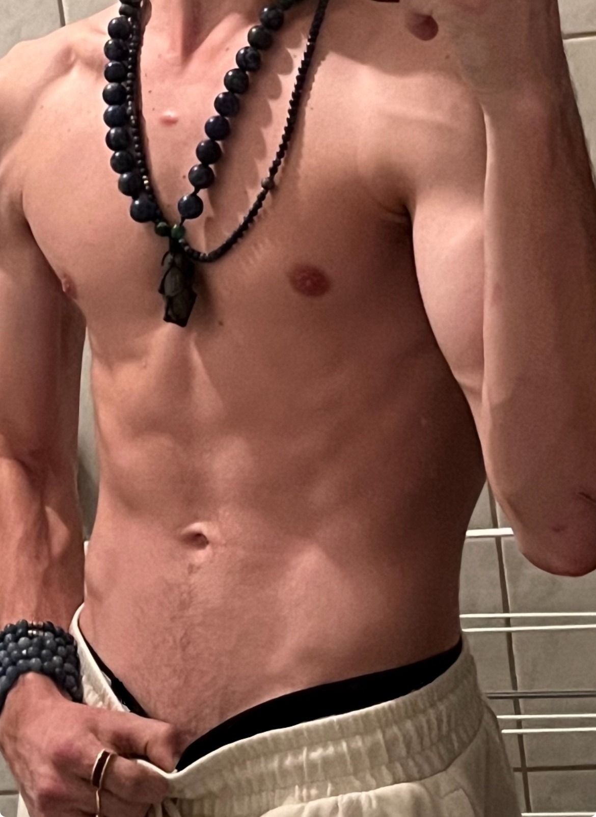 Profil de Ratana, 23 ans, Gay Monaco à Vred