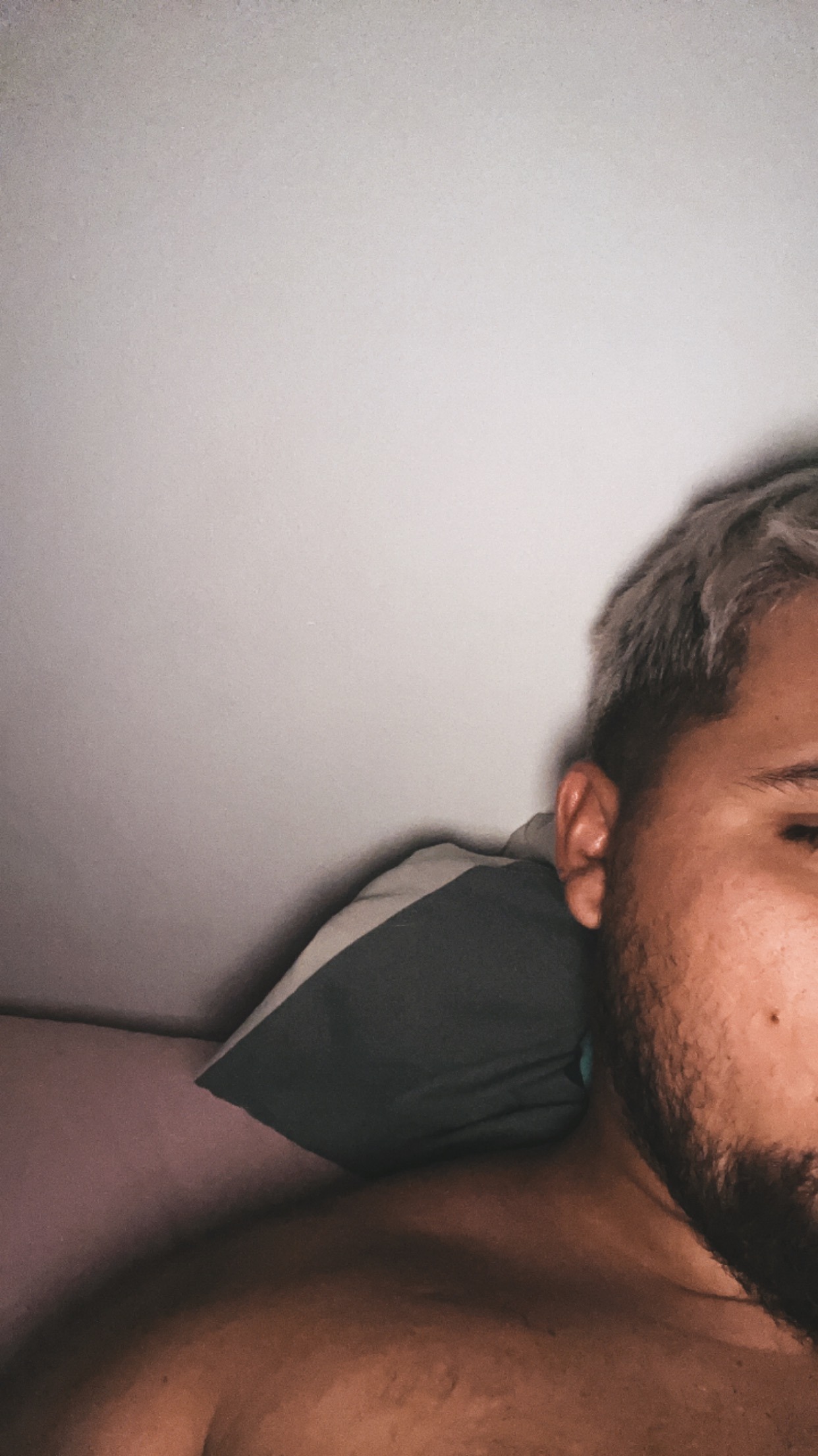 Profil de Aliocha, 23 ans, Gay Monaco à Bettant