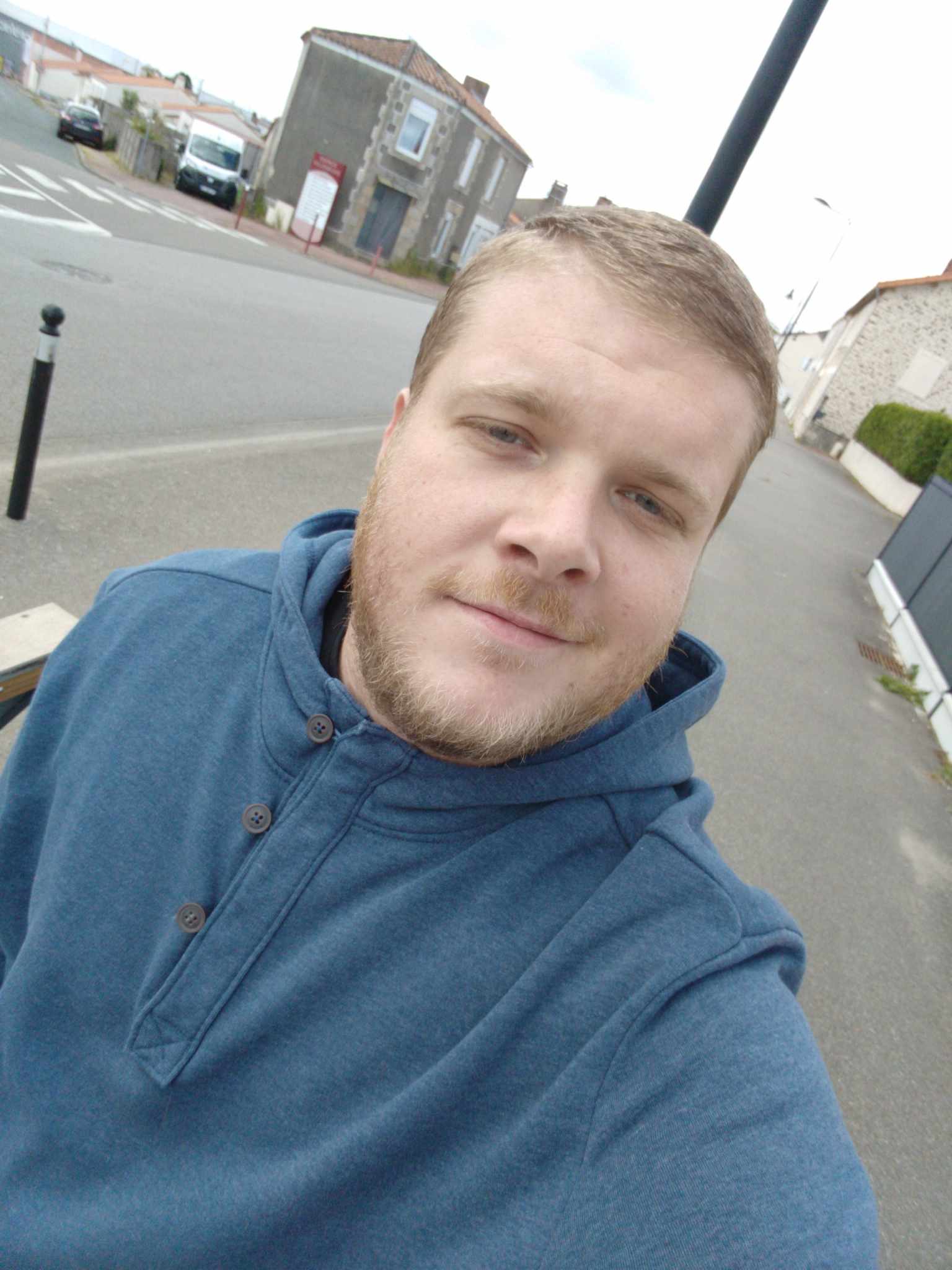Profil de Amador, 29 ans, Gay Monaco à Airaines