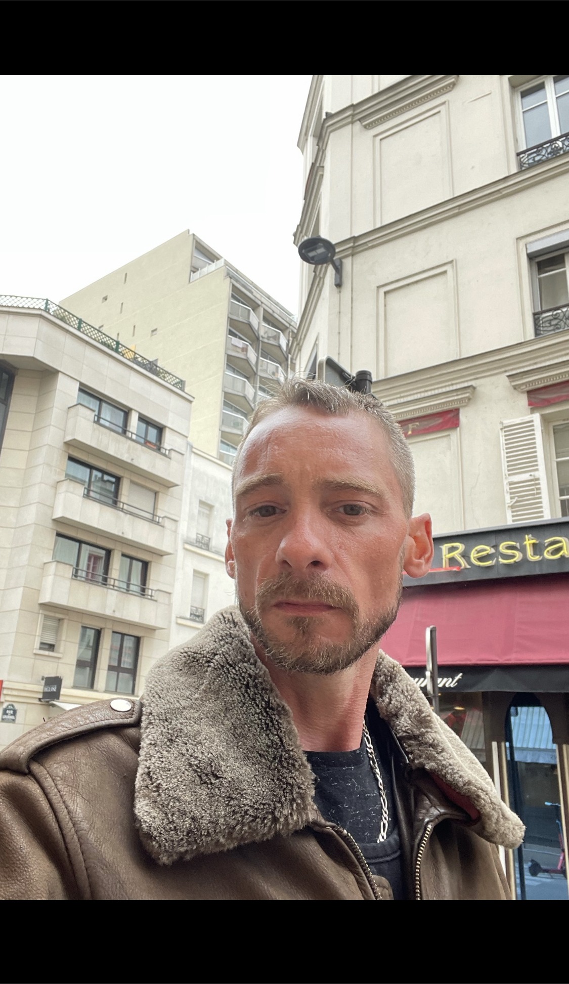 Profil de Yekta, 42 ans, Gay Monaco à Herzeele