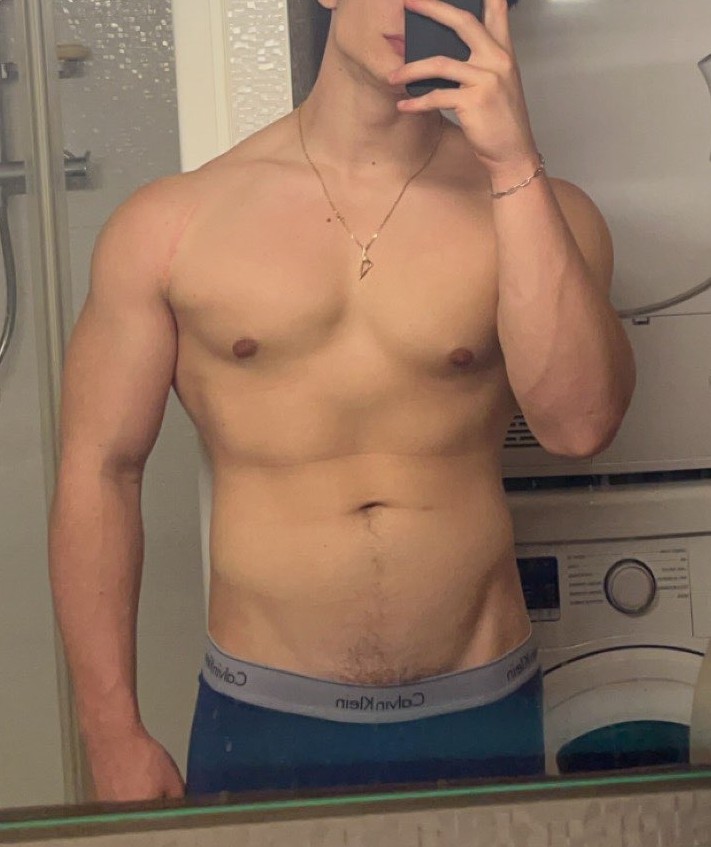 Profil de Giacomo, 24 ans, Gay Monaco à Bucilly