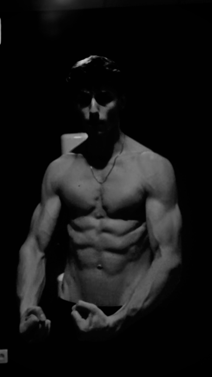Profil de Gille, 22 ans, Gay Monaco à Fluy