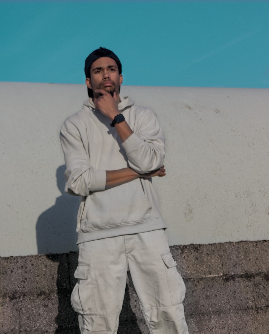 Profil de Embarek, 27 ans, Gay Monaco à Cutting