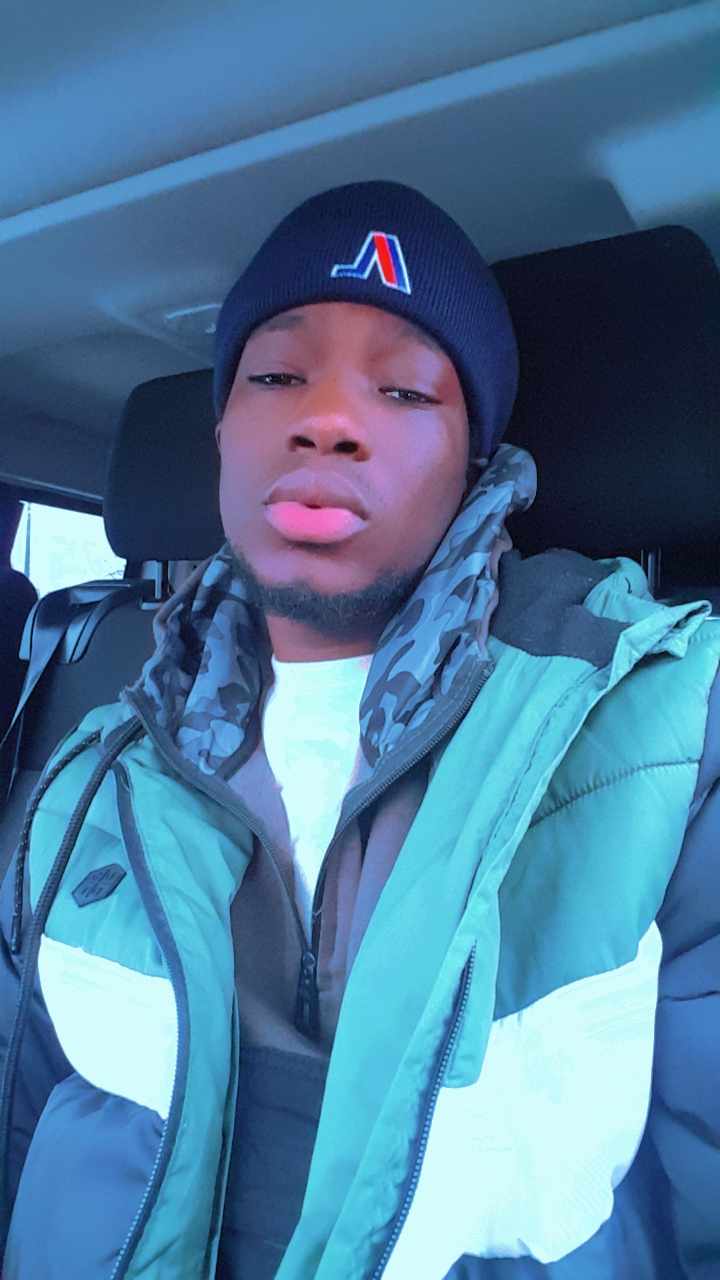 Profil de Momo, 22 ans, Gay Monaco à Bernot