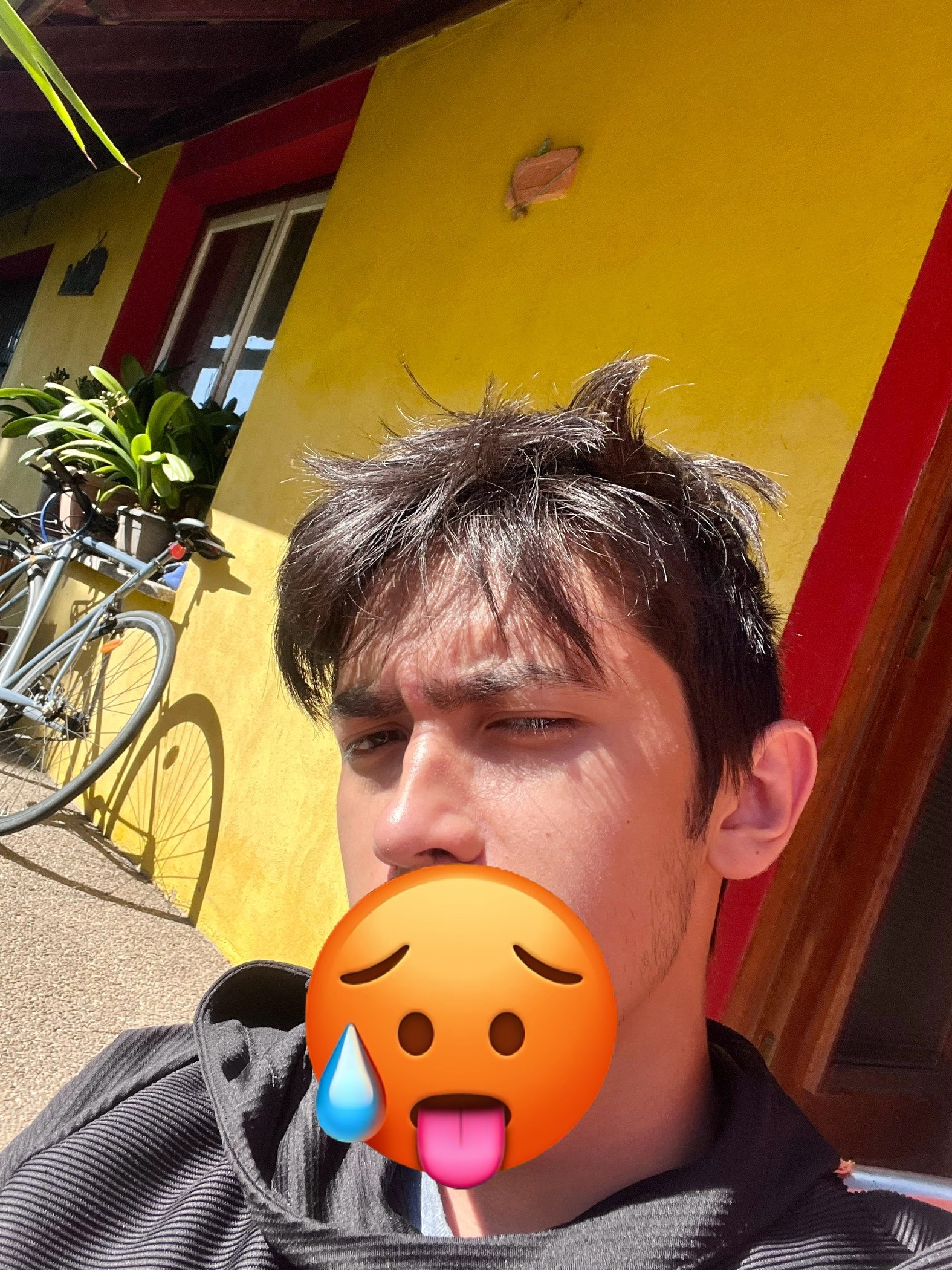 Profil de Saint, 23 ans, Gay Monaco à Dechy