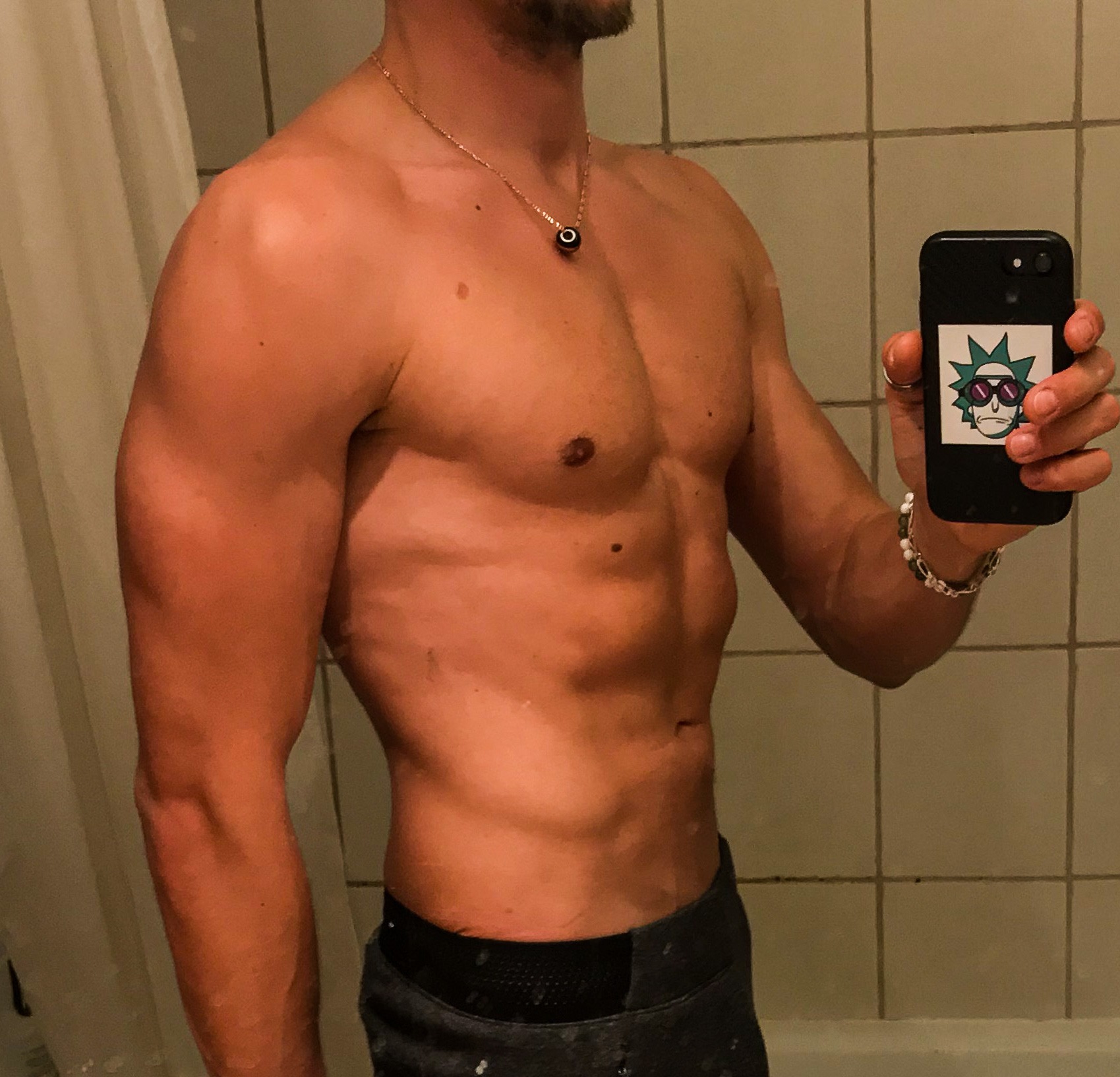 Profil de Camerone, 33 ans, Gay Monaco à Bellevigne