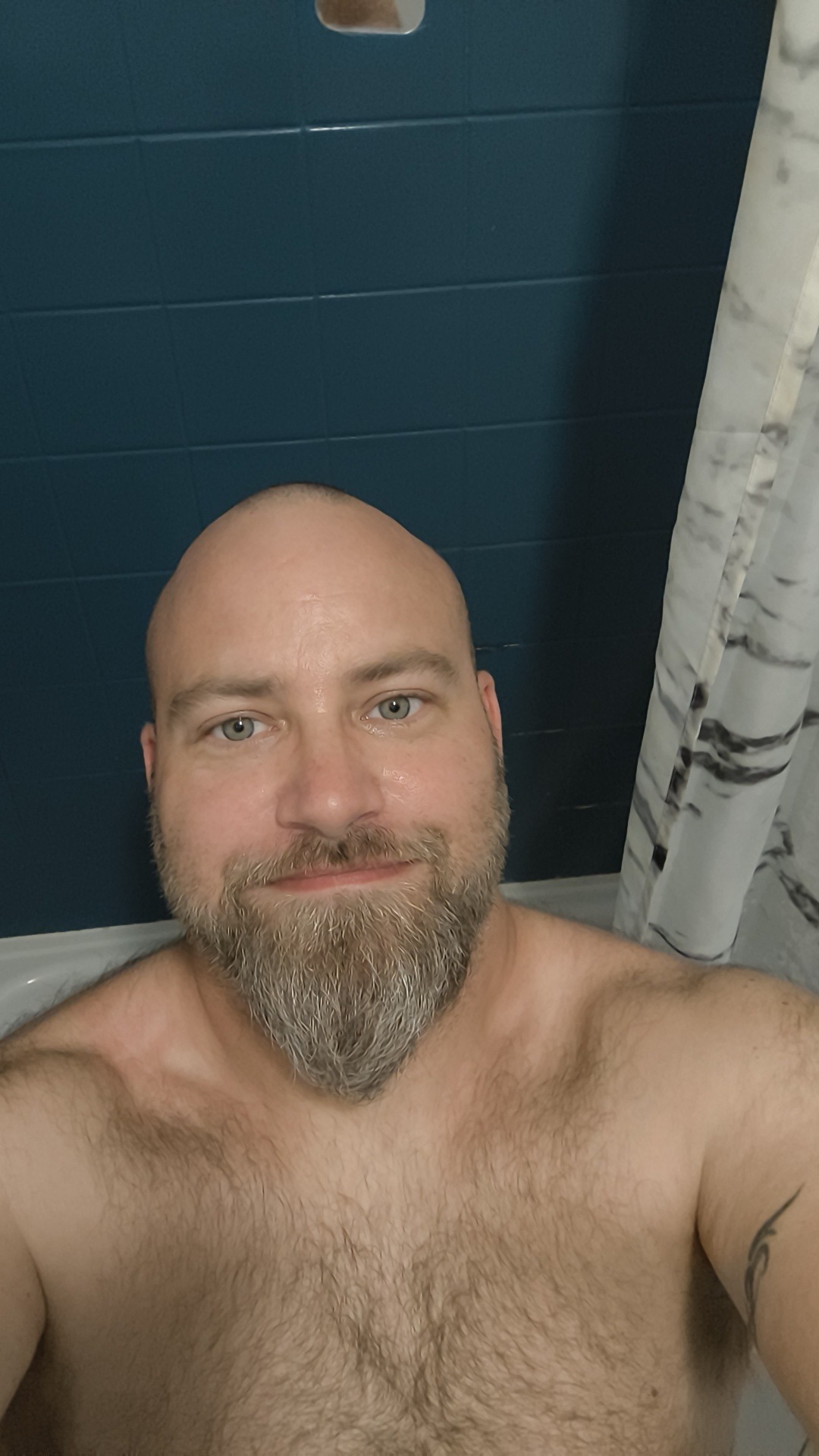 Profil de Dimitry, 43 ans, Gay Monaco à Montenescourt