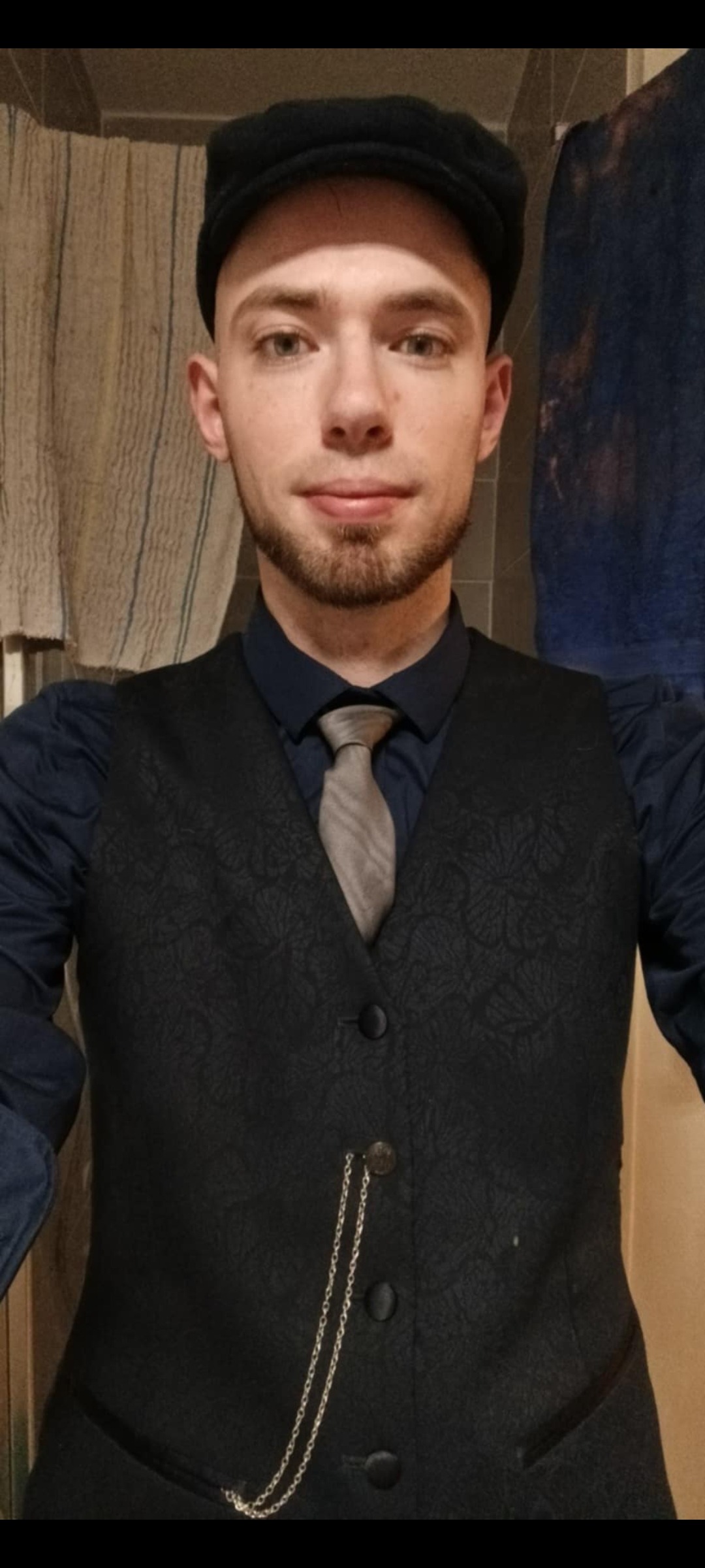 Profil de Hiram, 28 ans, Gay Monaco à Happencourt