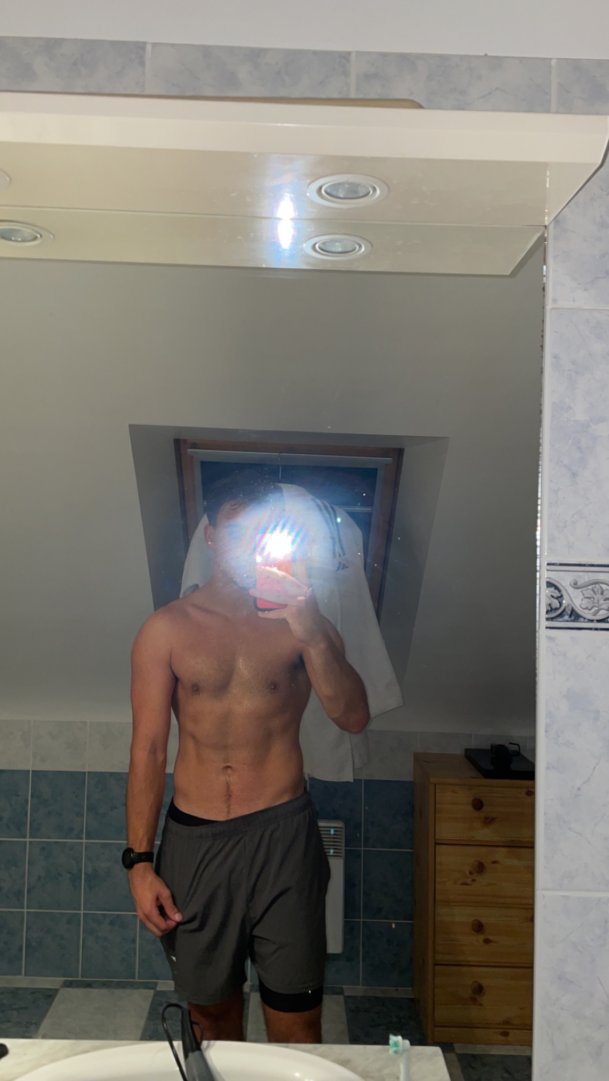 Profil de Erwan, 22 ans, Gay Monaco à Aimargues