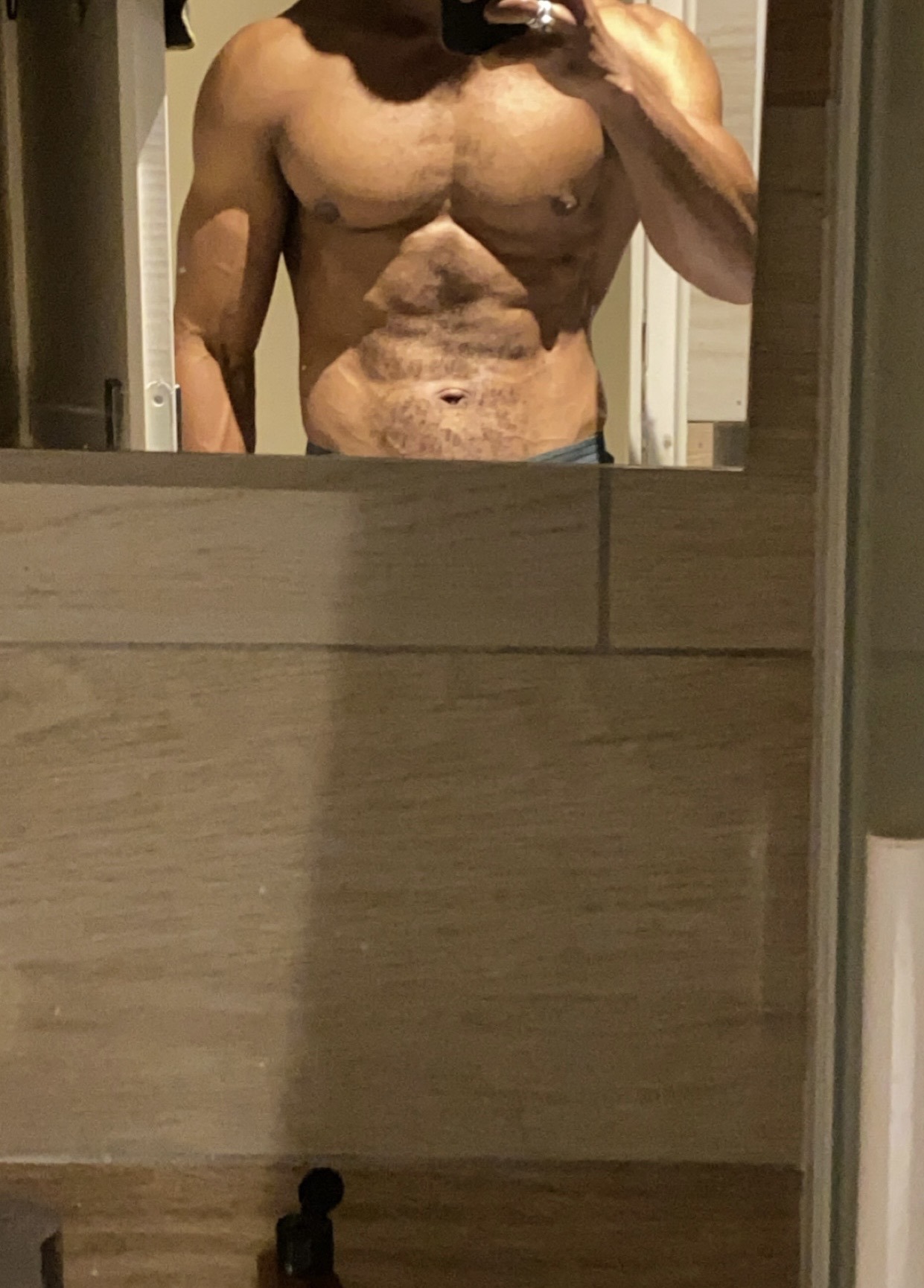 Profil de Walide, 27 ans, Gay Monaco à Aulas