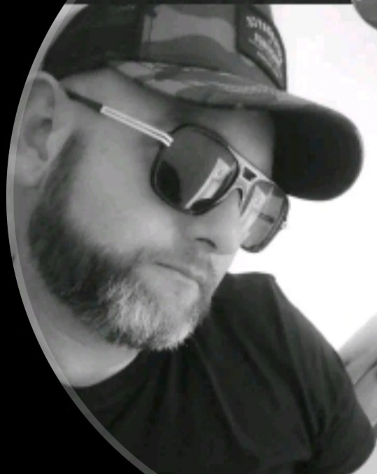 Profil de Saveriu, 39 ans, Gay Monaco à Mayot