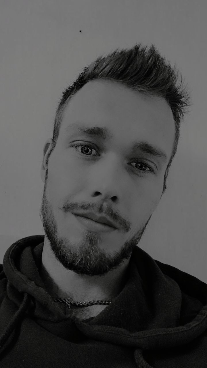 Profil de Riyane, 32 ans, Gay Monaco à Ambialet