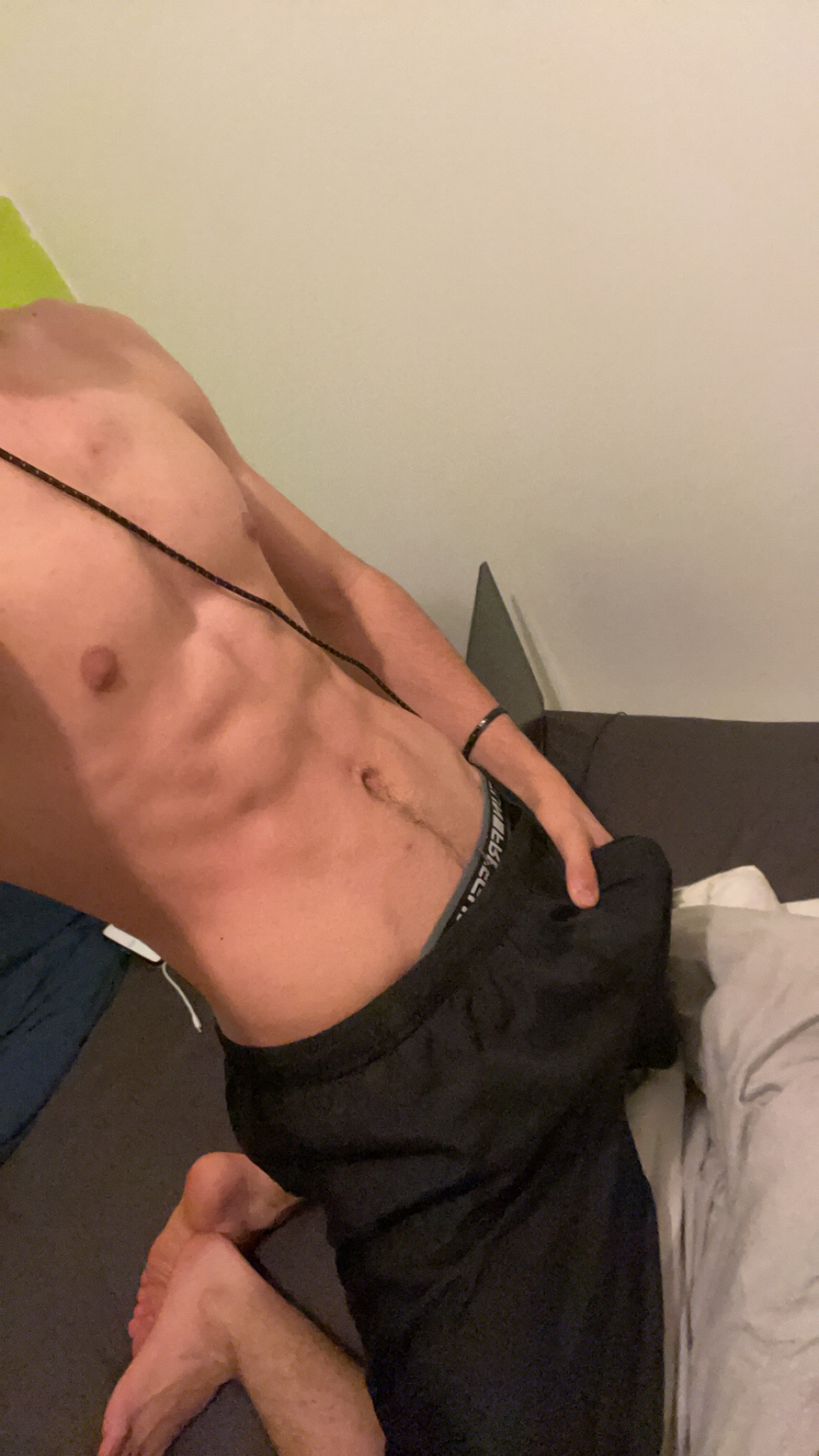 Profil de Amauri, 20 ans, Gay Monaco à Beslon