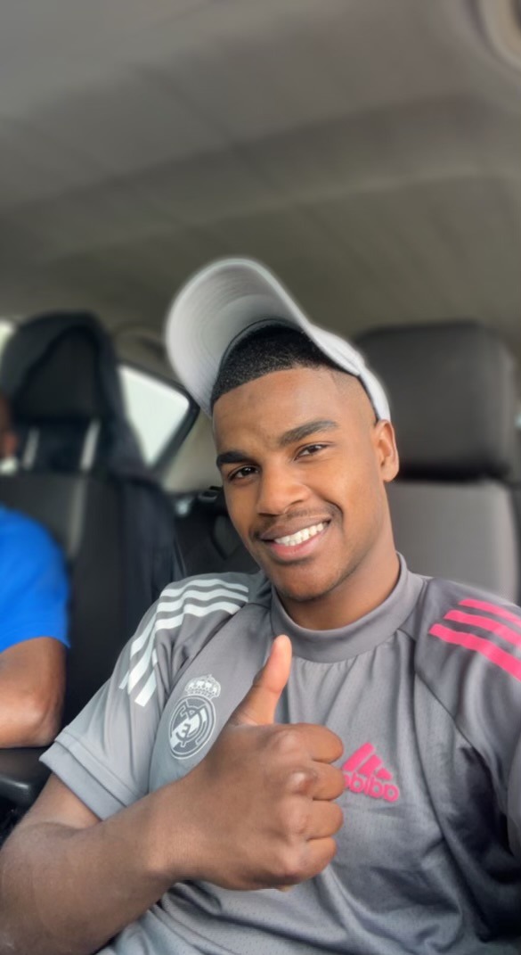 Profil de Aimé, 21 ans, Gay Monaco à Pitgam