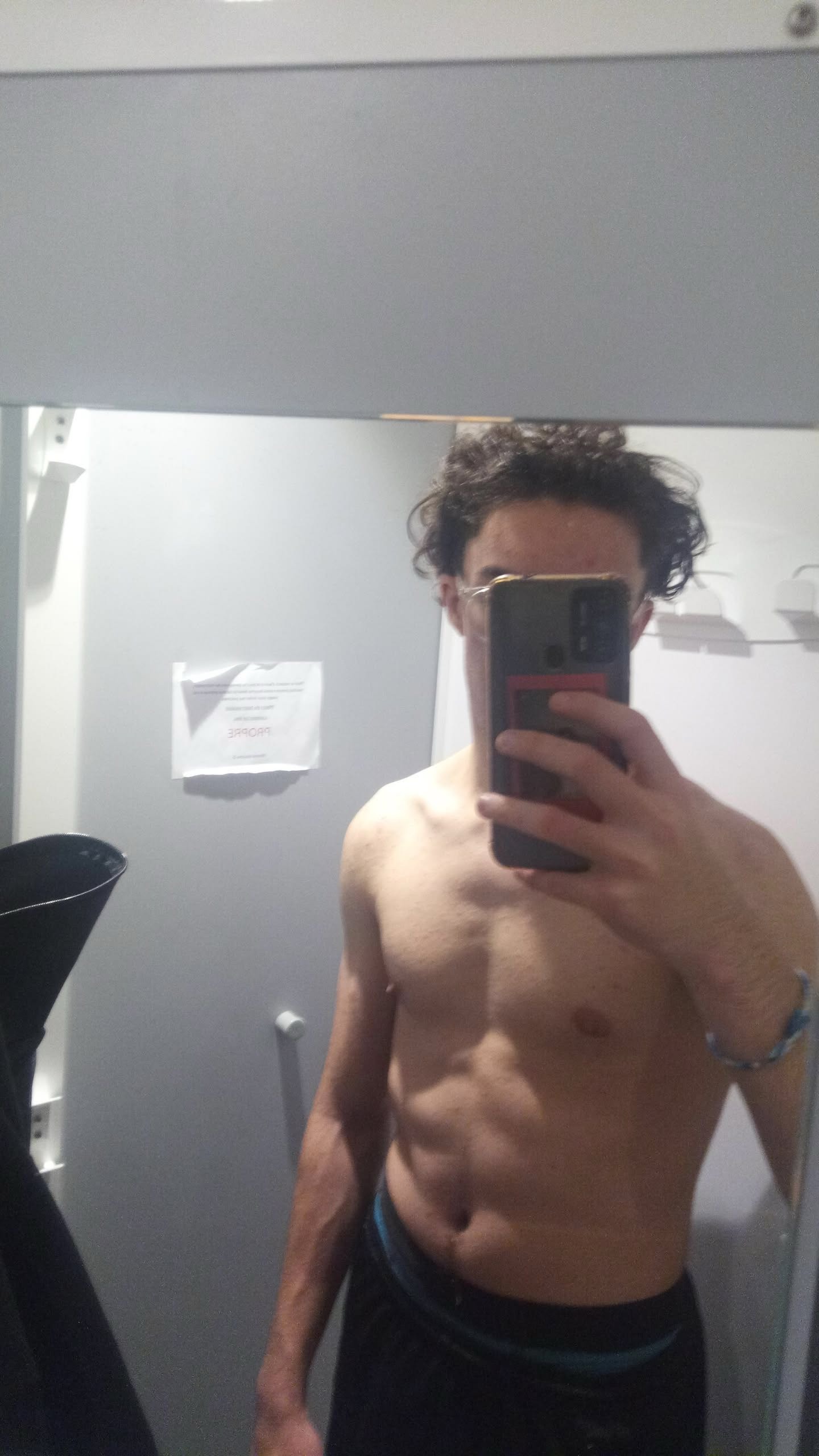 Profil de Selahattin, 19 ans, Gay Monaco à Arbigny