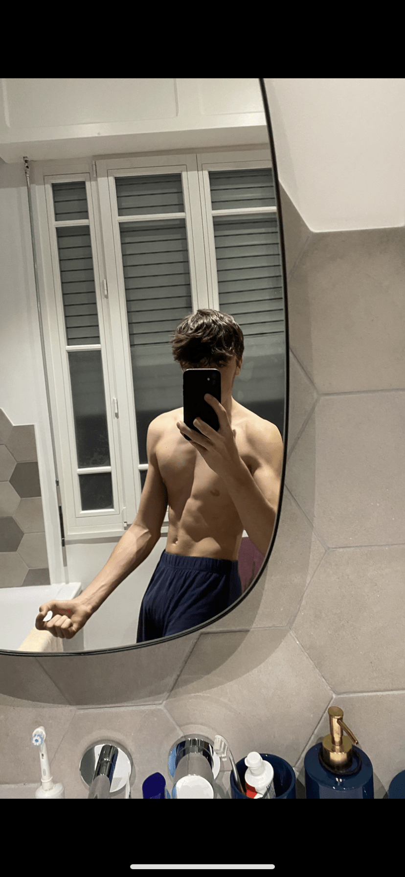 Profil de Tonio, 19 ans, Gay Monaco à Rustroff