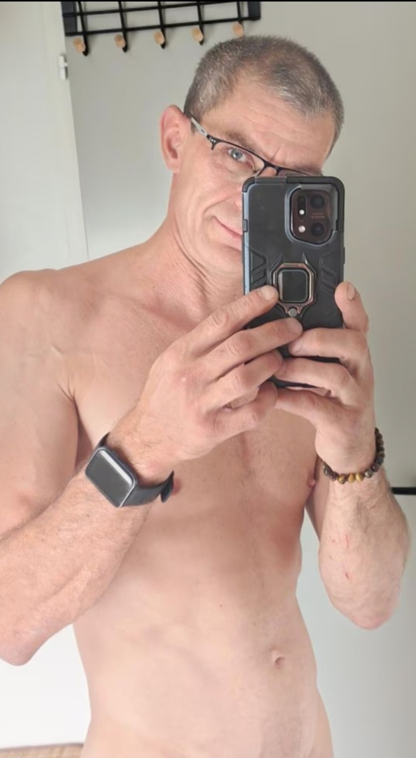 Profil de Basile, 55 ans, Gay Monaco à Holnon
